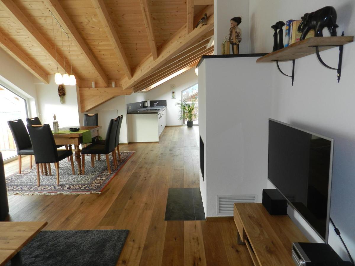 Alpentraum Appartement Garmisch-Partenkirchen Buitenkant foto